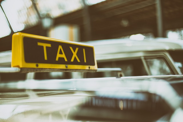 airport taxi services
