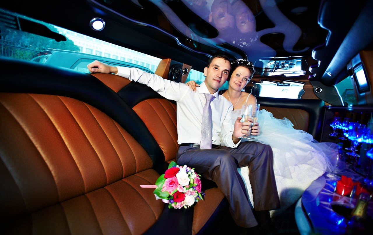 limousine wedding car