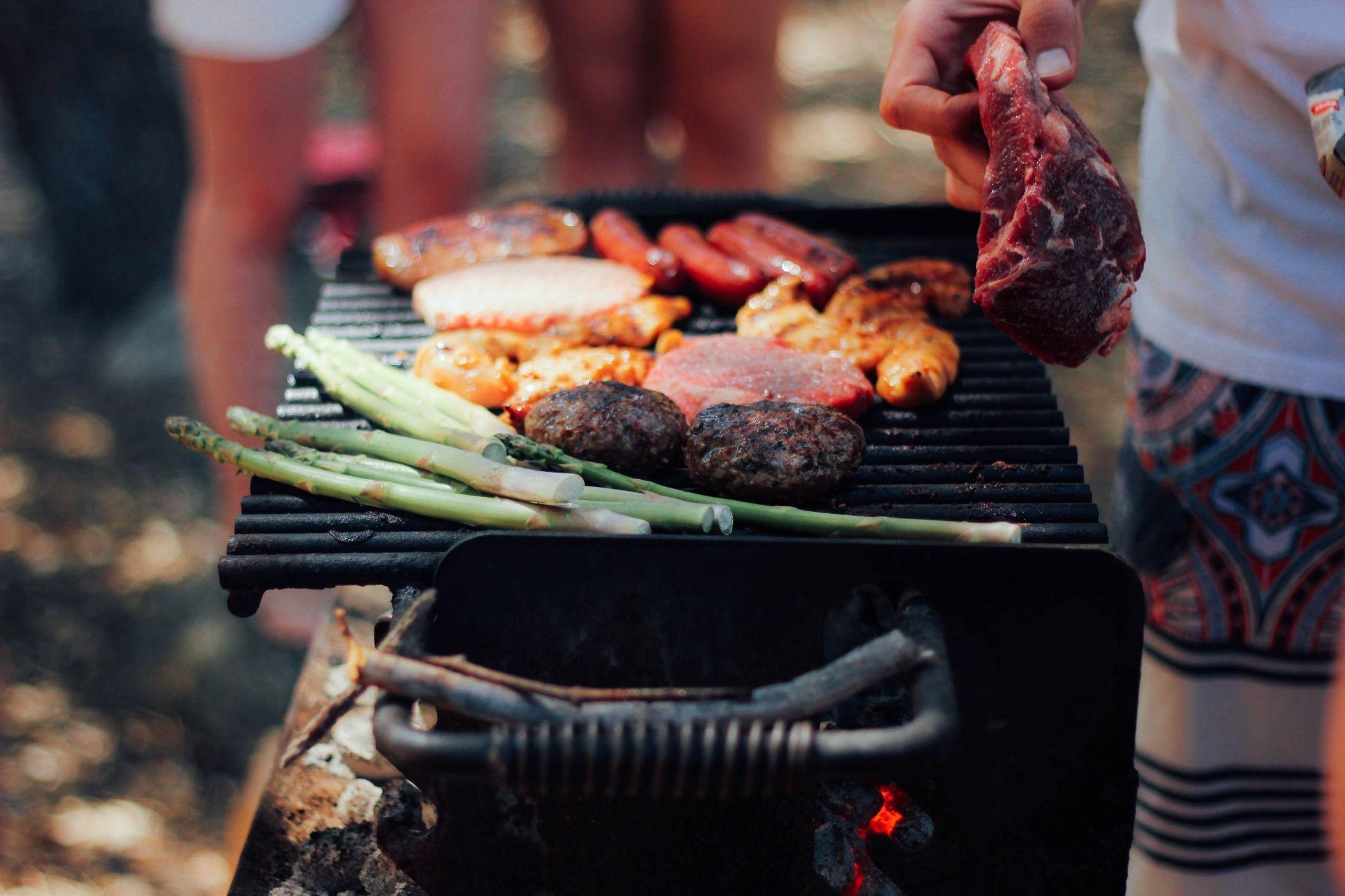 best-BBQ-party-ideas-for-summer