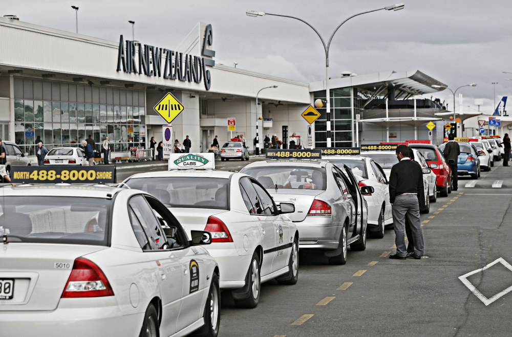 Benefits of choosing the best Auckland airport cab