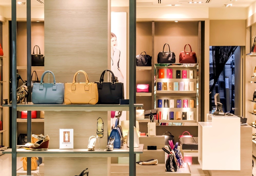 The World’s Luxury Fashion Market: Its Trends, Development, and Prospects of High-End Style 