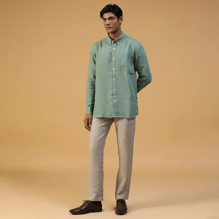 Best Linen Shirts for Men to Stay Cool and Stylish